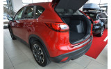 Накладка на бампер із загином та ребрами Mazda CX-5 чорна (графіт)