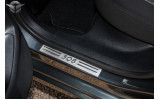 захисні накладки на пороги з написом Peugeot 308