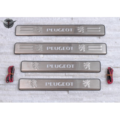 захисні накладки на пороги з LED підсвічуванням Peugeot 408