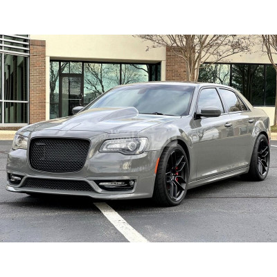 Передній бампер Chrysler 300 (2012-2023) srt style