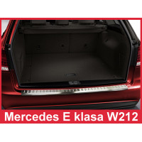 Накладка на бампер із загином та ребрами Mercedes E W212 Kombi