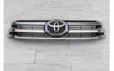 Решітка радіатора Toyota Hilux хромована