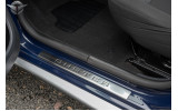 захисні накладки на пороги з написом Dacia Duster