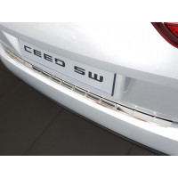 захисна накладка на бампер з ребрами Kia Cee&d III SW (Сталь)