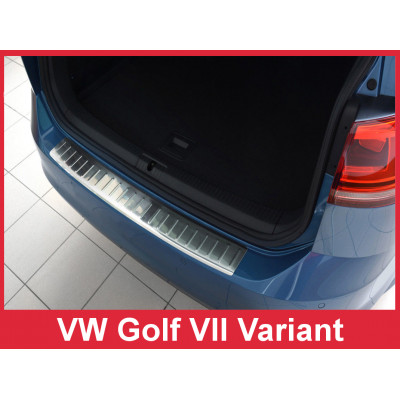 Накладка на бампер із ребрами Volkswagen Golf VII Kombi