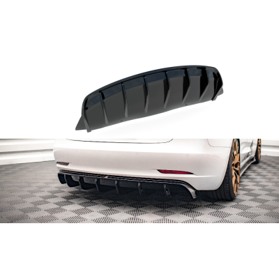 Тюнінг накладка на задній бампер Tesla Model 3, чорна глянцева