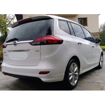 спойлер Opel Zafira C у стилі OPC