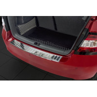 захисна накладка заднього бампера із загином Skoda Fabia III (полірована)