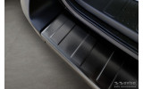 чорна захисна планка на задній бампер Volkswagen Crafter 2