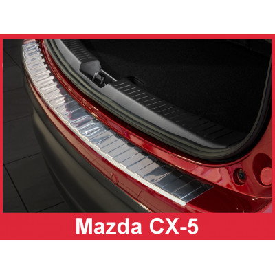 Накладка на бампер із загином та ребрами Mazda CX-5