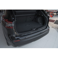 захисна накладка на багажник Nissan Qashqai (чорна)