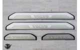 захисні накладки на пороги з написом Volvo XC60
