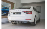 Центральний дифузор заднього бампера Skoda Superb Mk3 FL