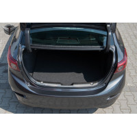 Захисна накладка порогу багажника Mazda 3
