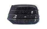 Чорні тюнінгові решітки переднього бампера в стилі S-line для AUDI Q3 8U