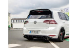 Центральна задня накладка бампера Volkswagen Golf 7 GTI Clubsport