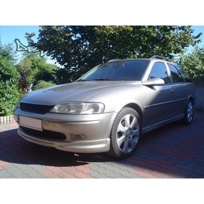 накладка передня Opel Vectra B (1995-2002) версія 1