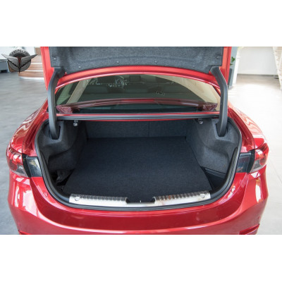 Захисна накладка порогу багажника Mazda 6