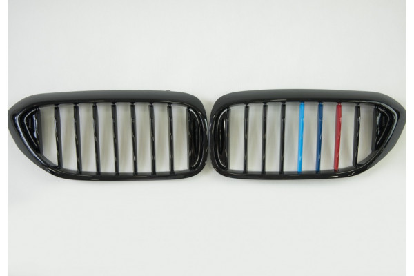 чорні тюнінгові ніздрі для BMW 5 G30/G31 у М-стилі 1 bar